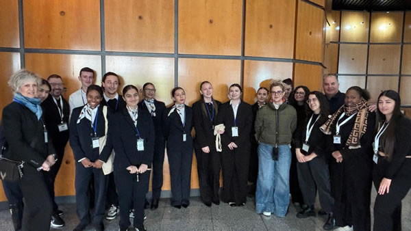 Elèves de Première "Accueil" au lycée Claret de Toulon